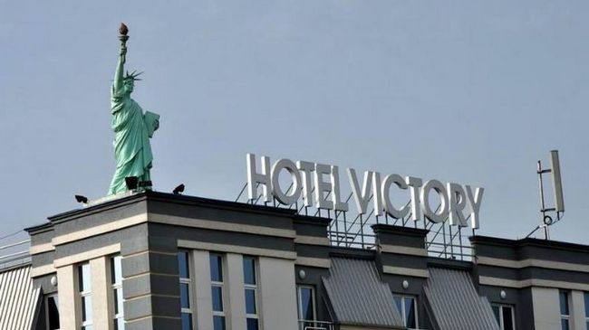 Hotel Victory Пристина Екстериор снимка
