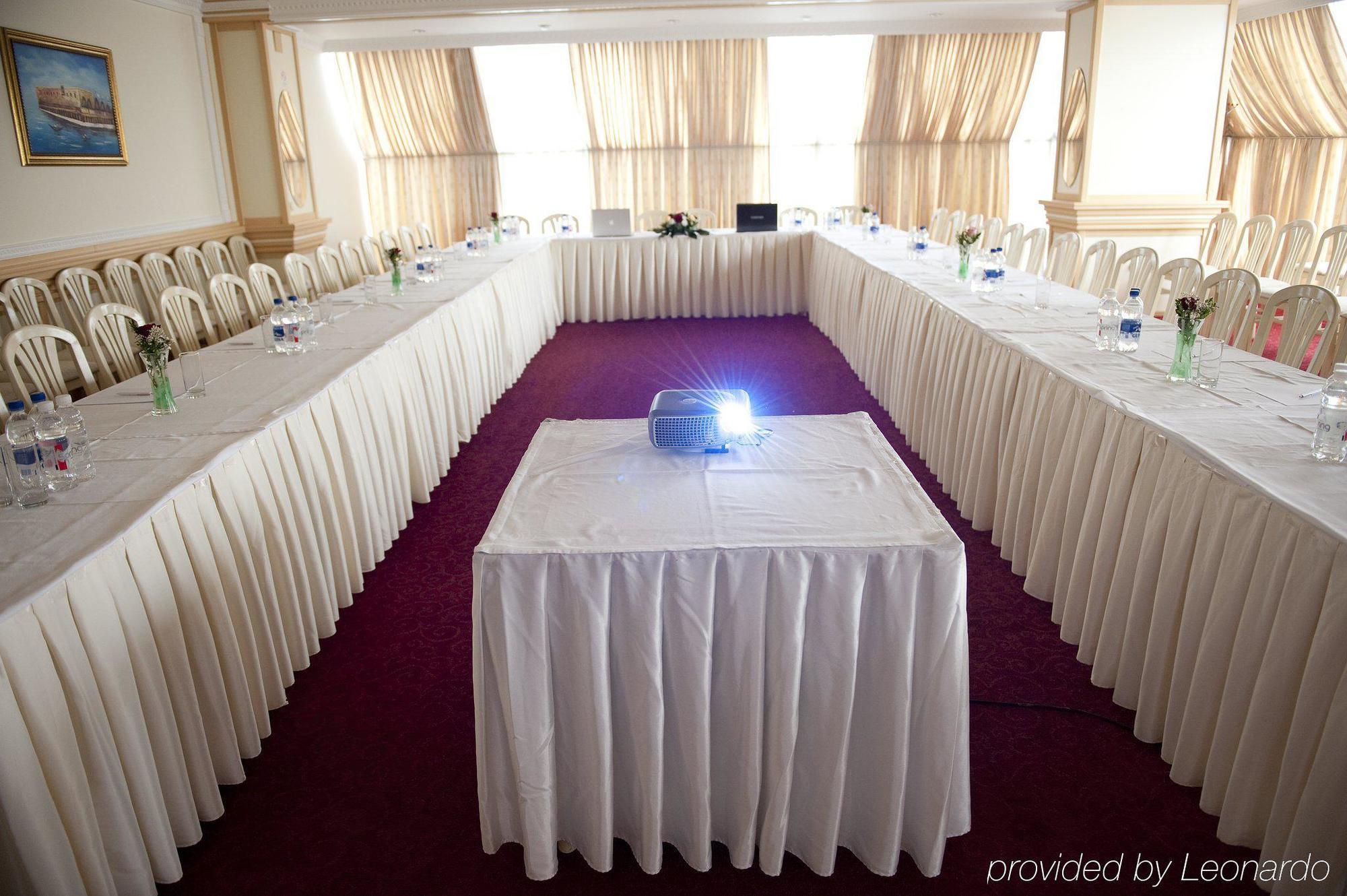 Hotel Victory Пристина Бизнес снимка